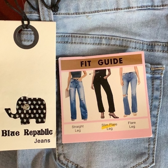 Blue Republic Slim Flare Fringe Leg Jean Size 9 New With Tags. - Picture 7 of 8